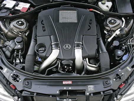 Merceds Benz Engine